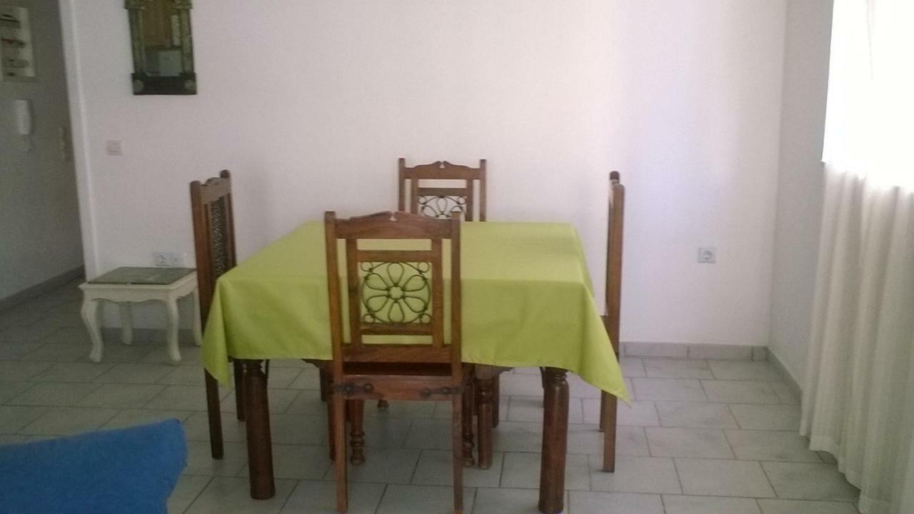 Ferienwohnung Nireos Proteos 20 Rafína Exterior foto