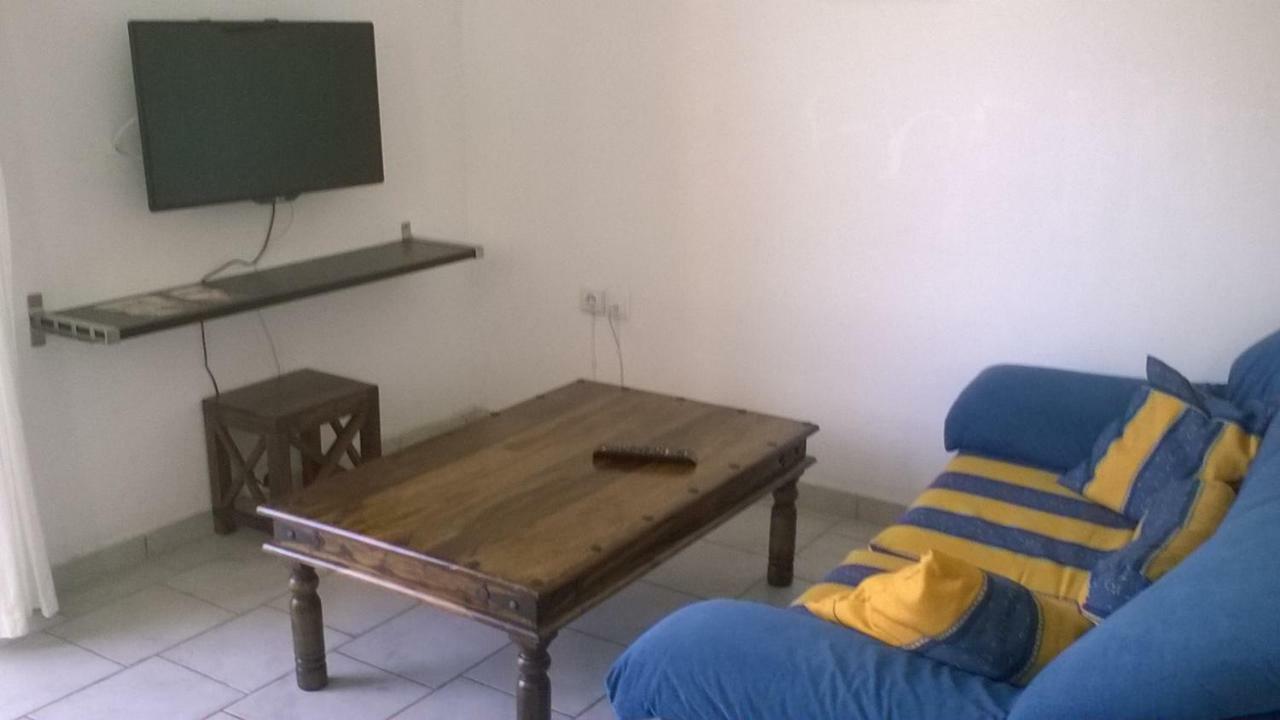 Ferienwohnung Nireos Proteos 20 Rafína Exterior foto