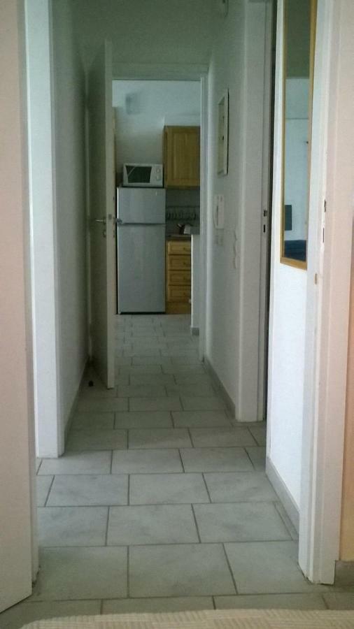 Ferienwohnung Nireos Proteos 20 Rafína Exterior foto